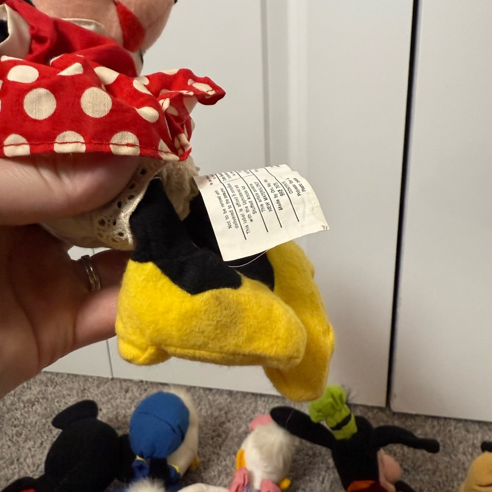 Mickey & Friends Disney Vintage beanie plushies - Picture 6 of 9